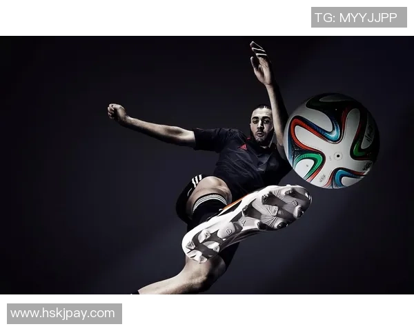 欧洲足球明星的黑色传奇与辉煌成就探索