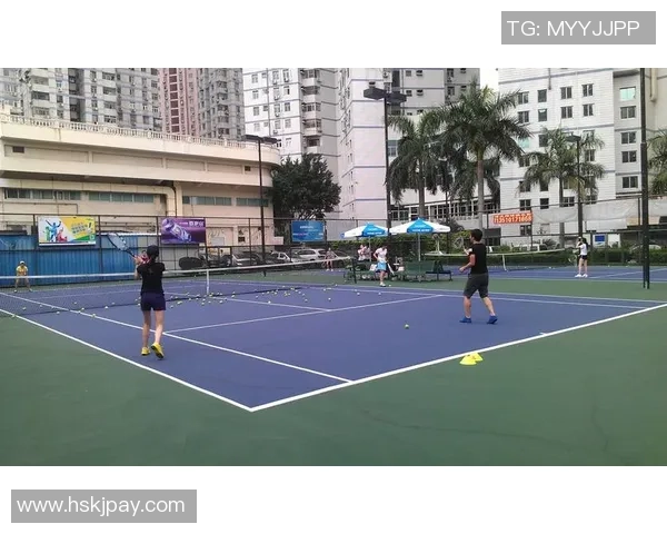 深圳网球队奋勇拼搏在奥运赛场上的辉煌历程与未来展望 深圳网球队奋勇拼搏在奥运赛场上的辉煌历程与未来展望