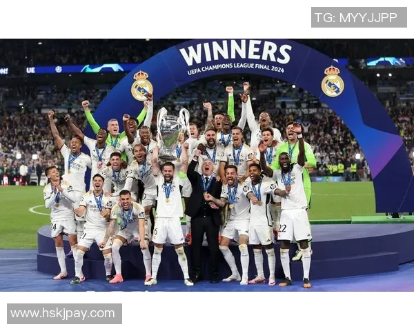 西班牙足球明星的辉煌历程与传奇瞬间回顾 西班牙足球明星的辉煌历程与传奇瞬间回顾